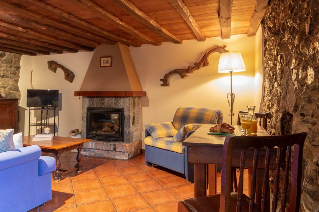 Casa Delfina Guest House Pravia Eksteriør bilde